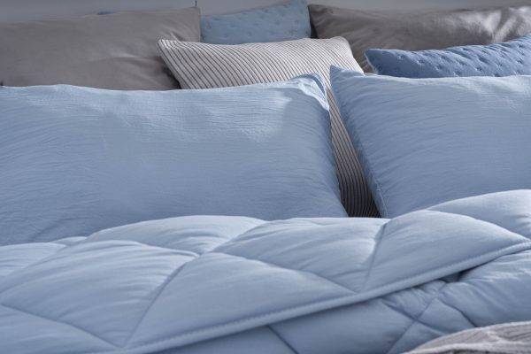 Comforter Yana