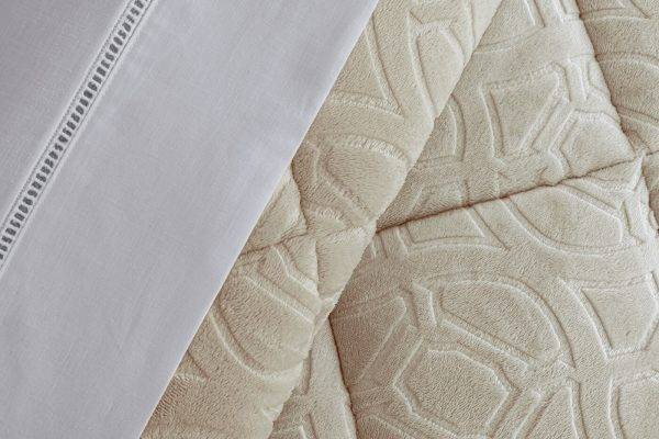 Comforter Loureiro
